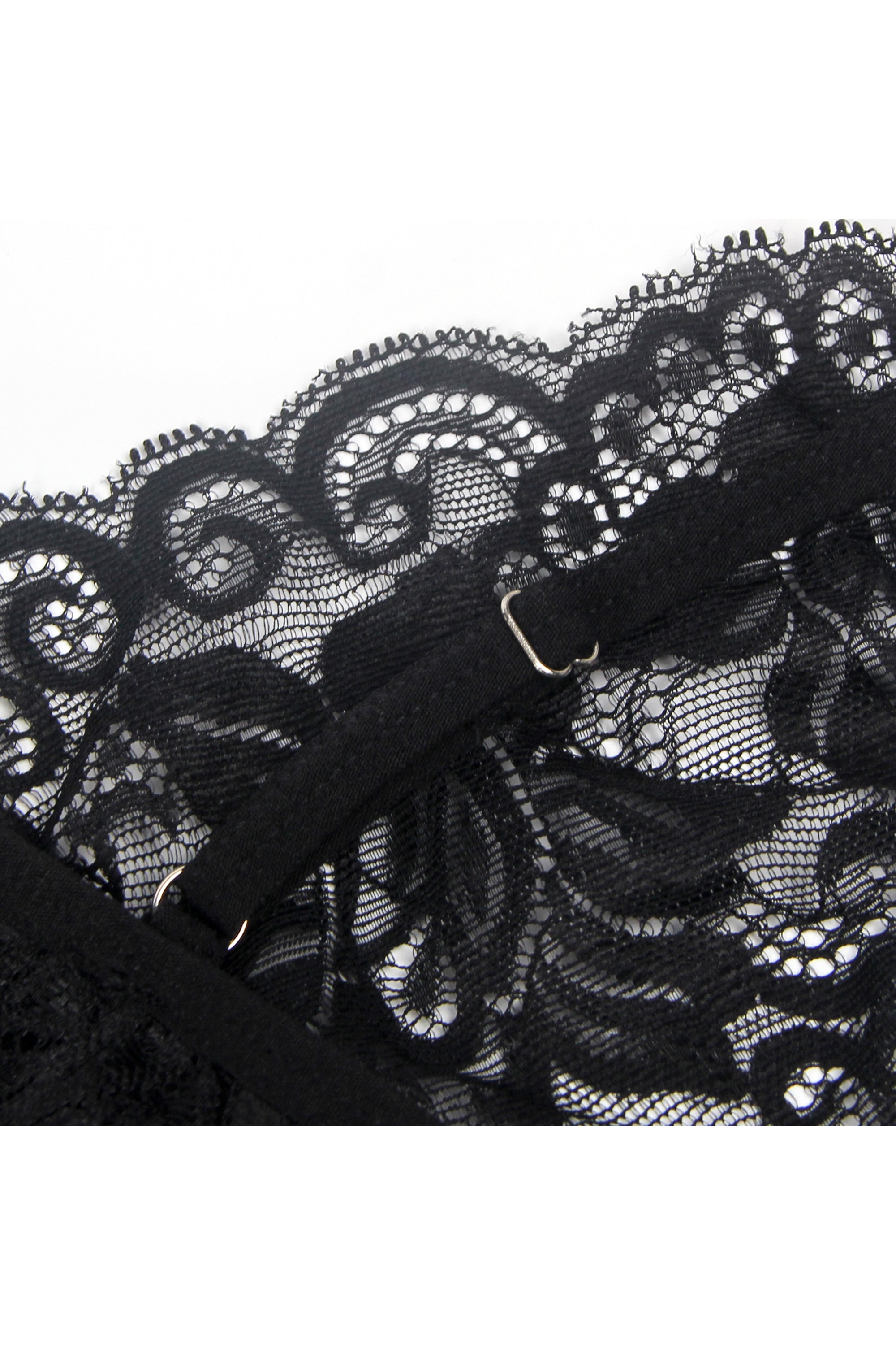 طقم بيبي دول لانجري نسائي دانتيل أسود مع شيفون نقشة تايغر مع سلاسل على الفتحات الجانبية